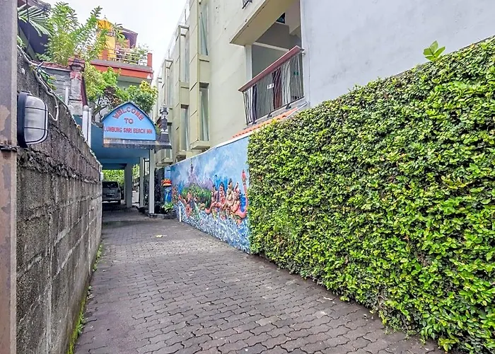 Lumbung Sari 3* Legian (Bali)