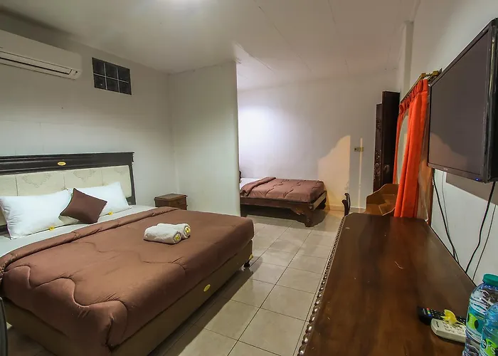Lumbung Sari 3* Legian (Bali)