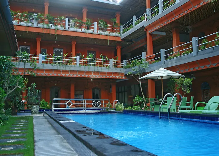 Lumbung Sari 3* Legian (Bali)